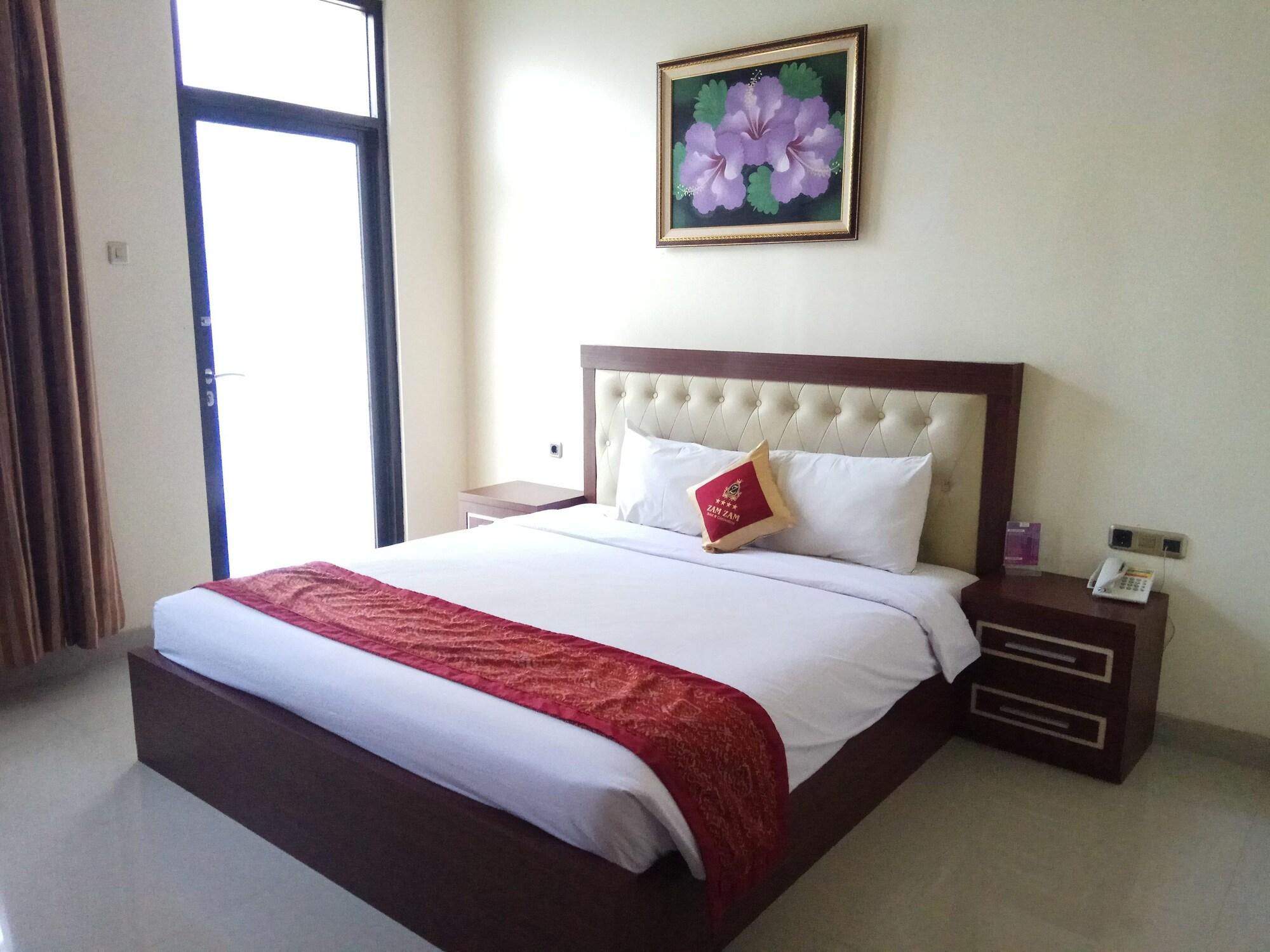Zamzam Hotel And Resort Batu  Extérieur photo