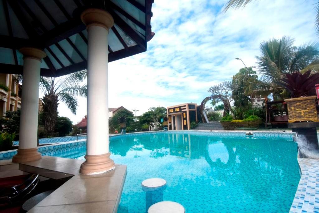 Zamzam Hotel And Resort Batu  Extérieur photo