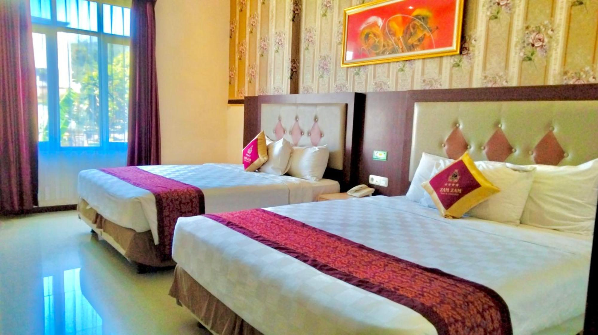 Zamzam Hotel And Resort Batu  Extérieur photo