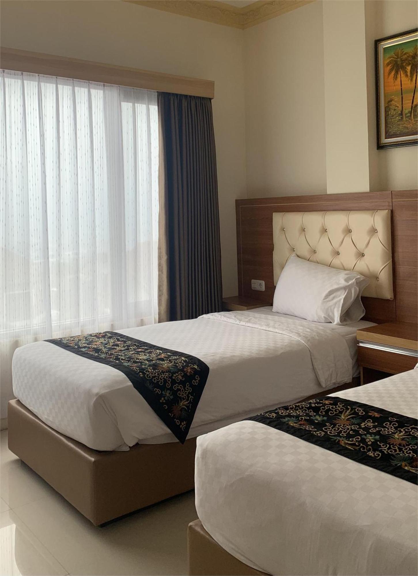 Zamzam Hotel And Resort Batu  Extérieur photo