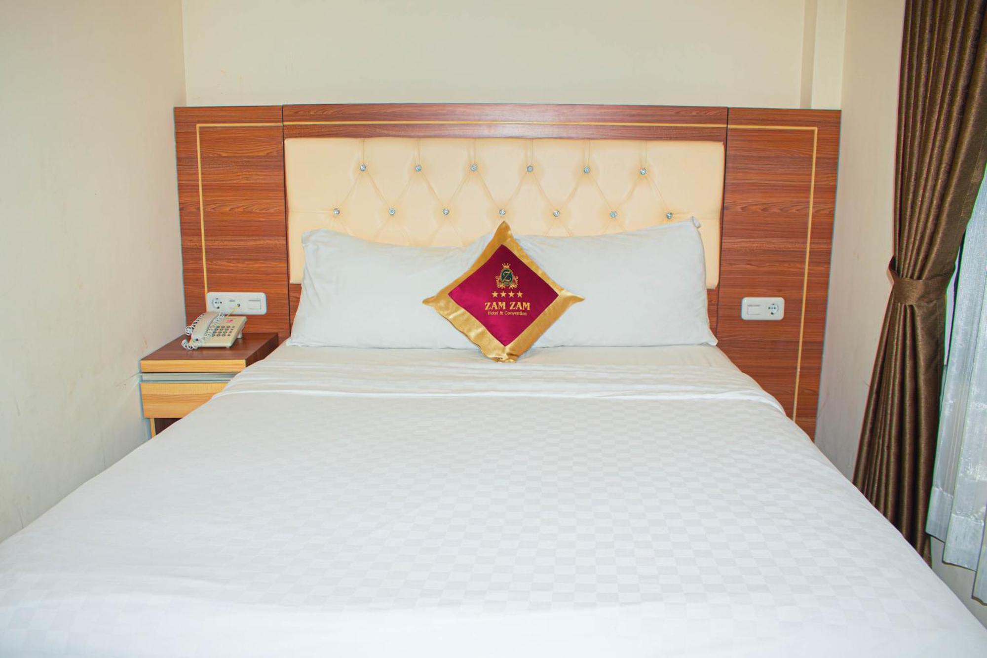 Zamzam Hotel And Resort Batu  Extérieur photo