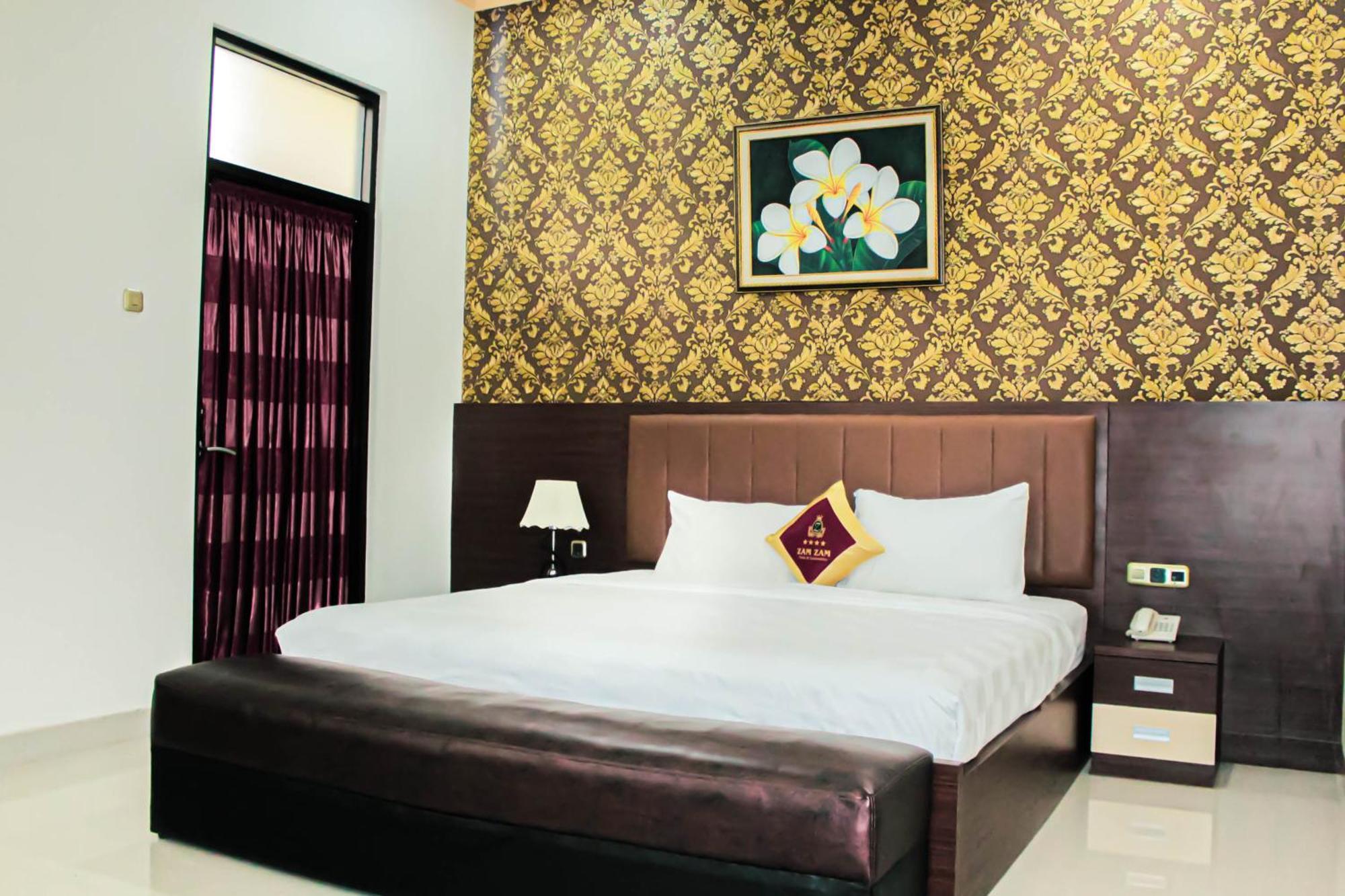 Zamzam Hotel And Resort Batu  Extérieur photo