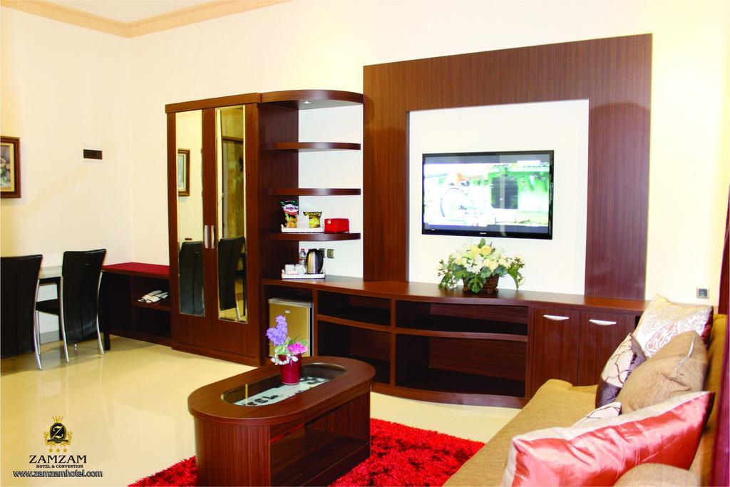 Zamzam Hotel And Resort Batu  Extérieur photo
