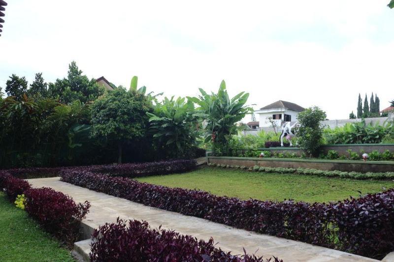 Zamzam Hotel And Resort Batu  Extérieur photo