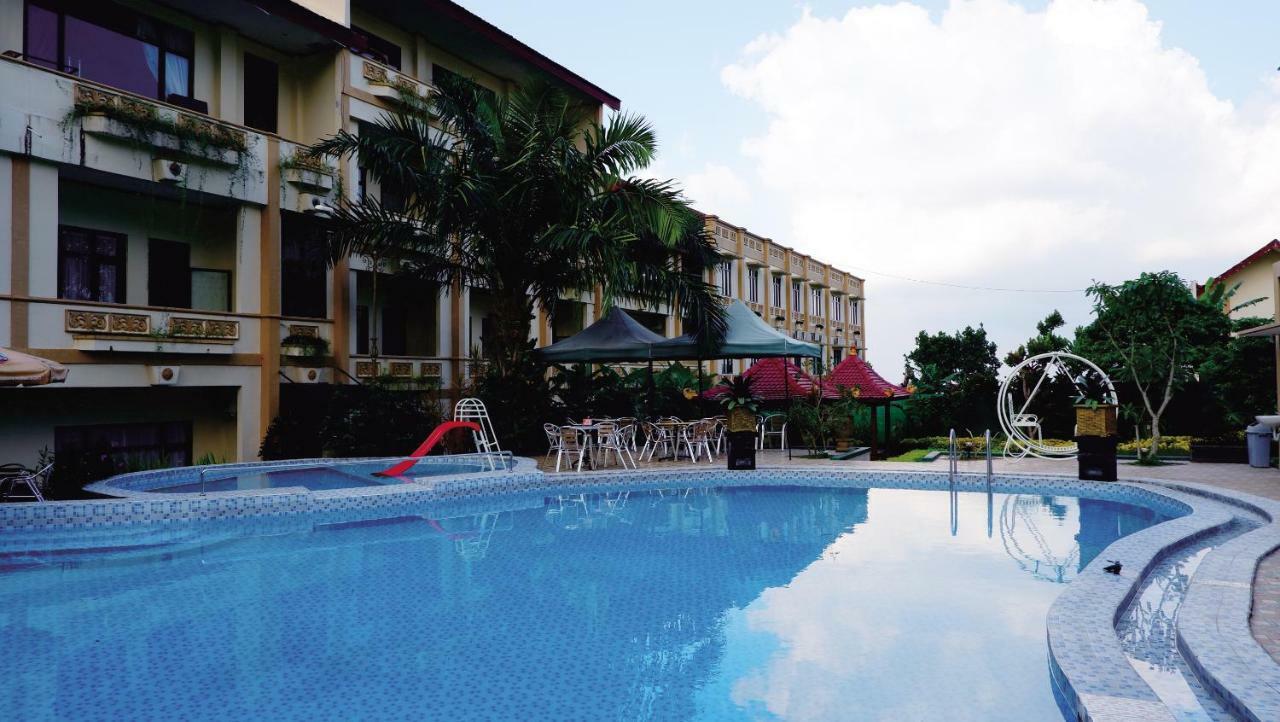 Zamzam Hotel And Resort Batu  Extérieur photo